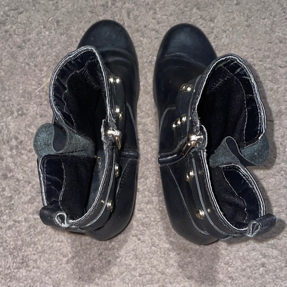 Ladies black leather biker boots - Picture 4 of 7